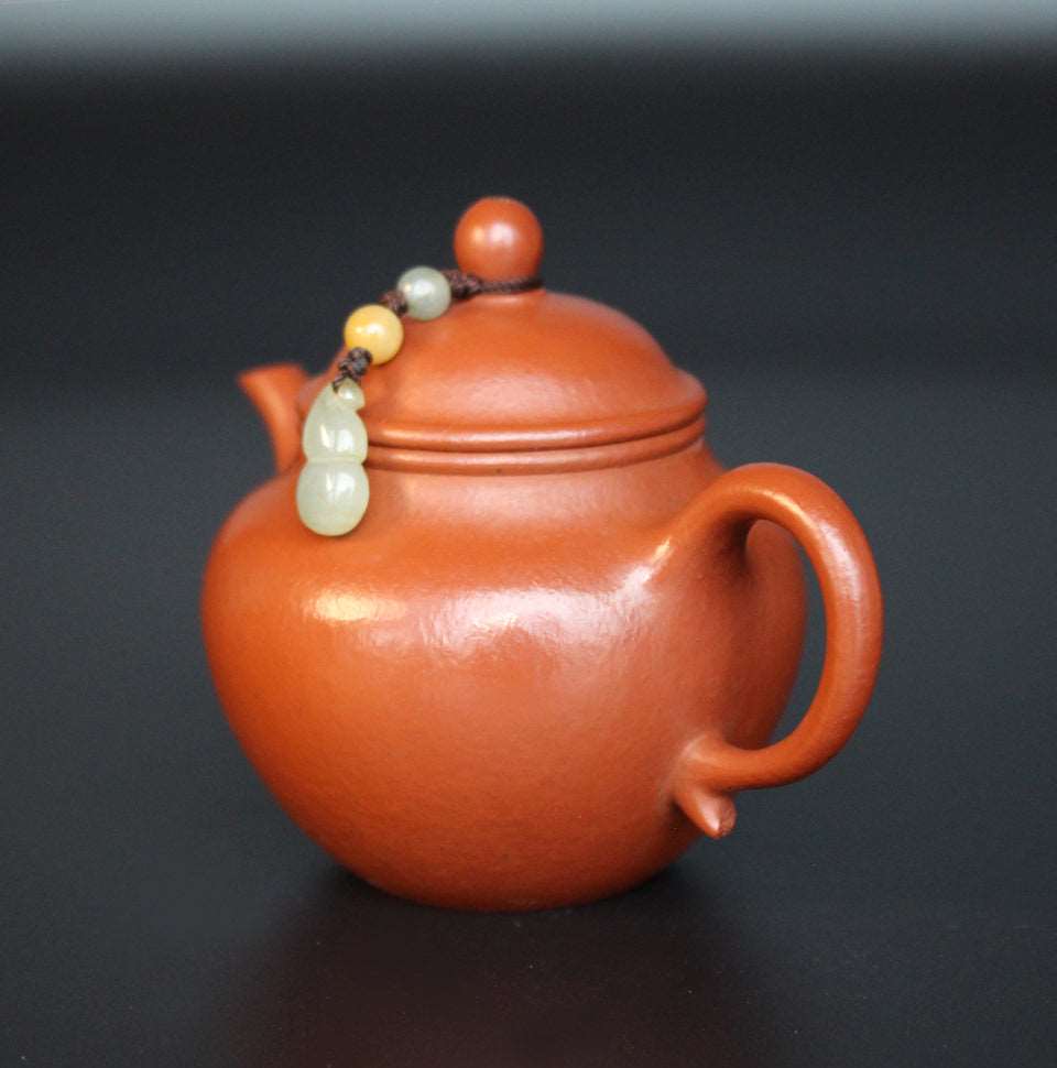 Teaware:Small purple clay pot with jade pendant