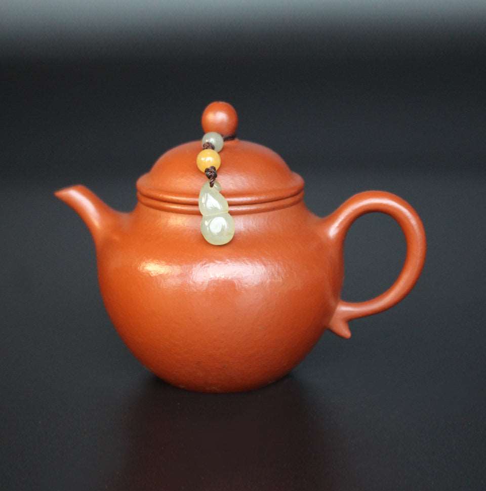 Teaware:Small purple clay pot with jade pendant