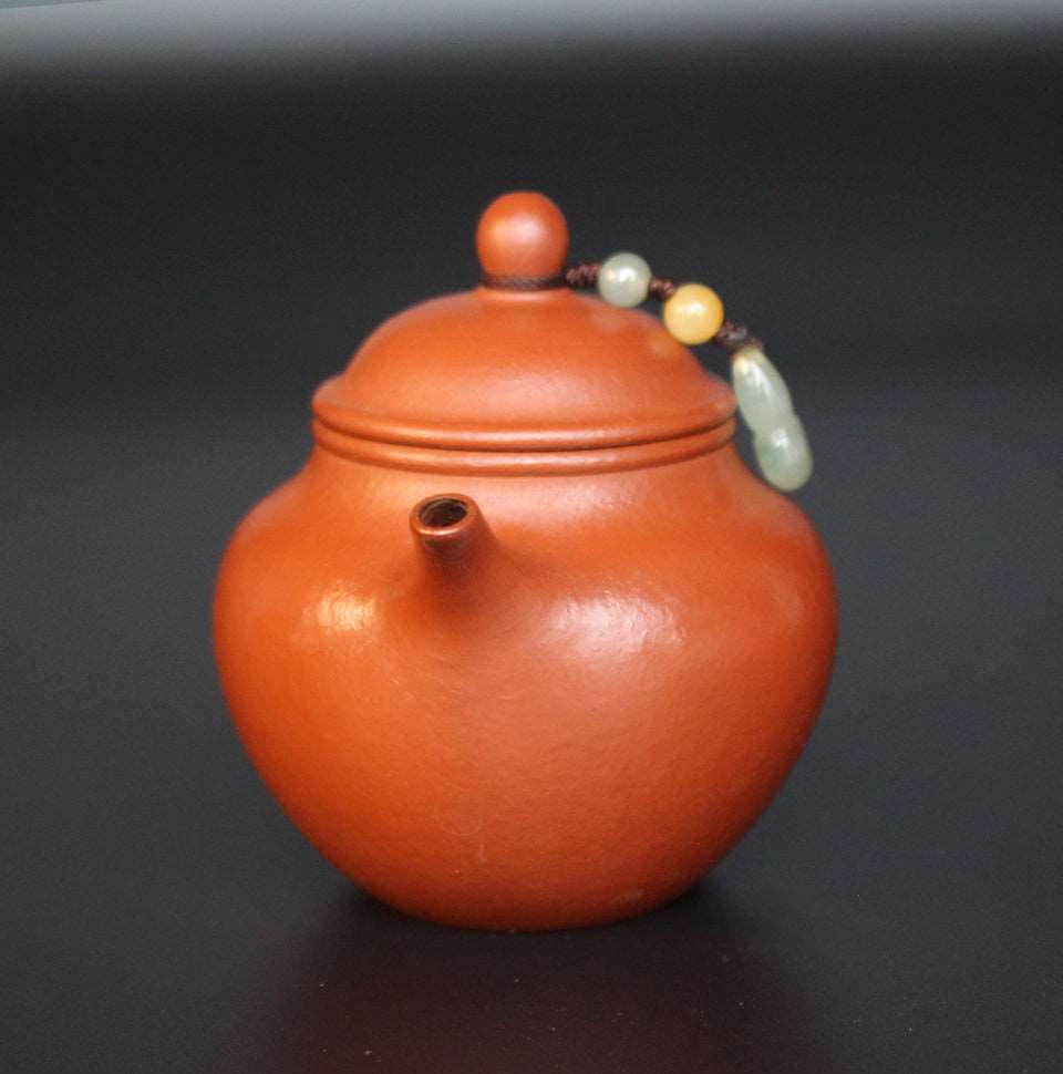 Teaware:Small purple clay pot with jade pendant